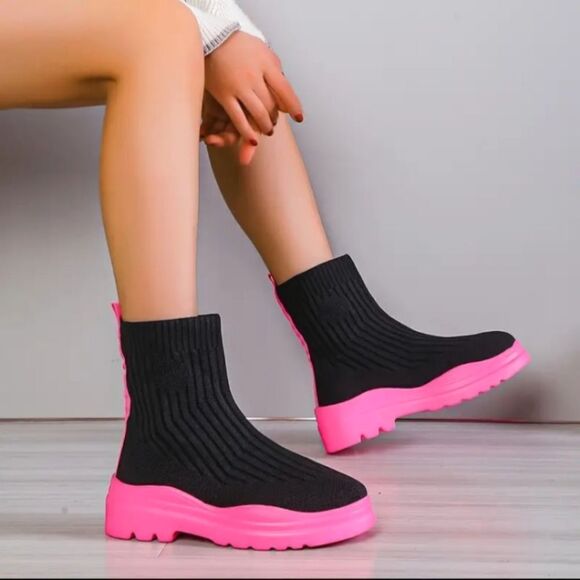 Trendy women's slip on sock boots sz 6 - Picture 7 of 9